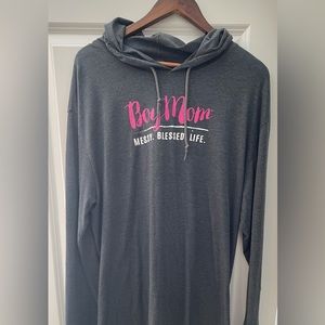 Boy Mom 2XL Long Sleeve Hooded Shirt Gray With Pink Writing Mom Of Boys